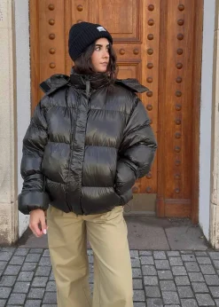 Dame Oval Square Jakker></noscript>Active Hood Jacket