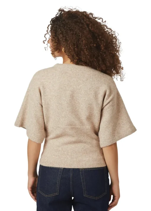 Dame Neo Noir Strik>Asha Knit Tee