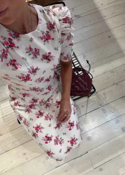 Dame Neo Noir Kjoler></noscript>Benuti Amazing Rose Dress