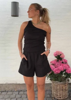 Dame Modström Shorts>DarrelMD shorts