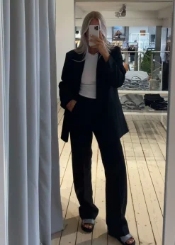 Dame Modström Blazere></noscript>GaleMD straight blazer