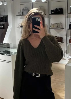 Dame Modström Strik>GalenMD short v-neck