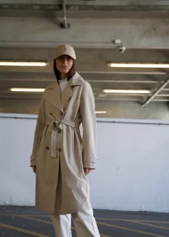 Dame Modström Jakker></noscript>Hiro jacket