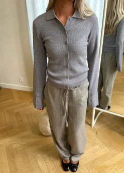 Dame Modström Strik></noscript>HirokiMD cardigan