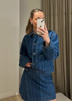 Dame Modström Blazere></noscript>Isoldemd jacquard overshirt