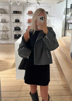 Dame Modström Kjoler></noscript>JosefineMD tank flare dress