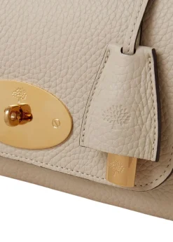 Dame Mulberry Tasker></noscript>Lily Heavy Grain