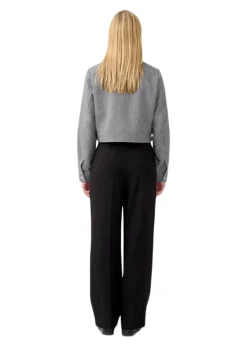 Dame Modström Jakker><noscript><img width=