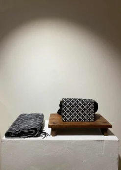 Dame By Malene Birger Tasker></noscript>LOENNA