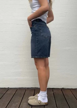 Dame Woodbird Shorts></noscript>Maggie Blooke Shorts
