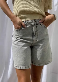 Dame Woodbird Shorts>Maggie Snow Shorts