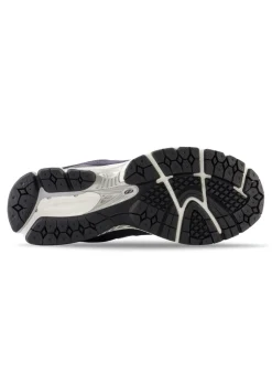 New Balance Sneakers></noscript>M2002RSF