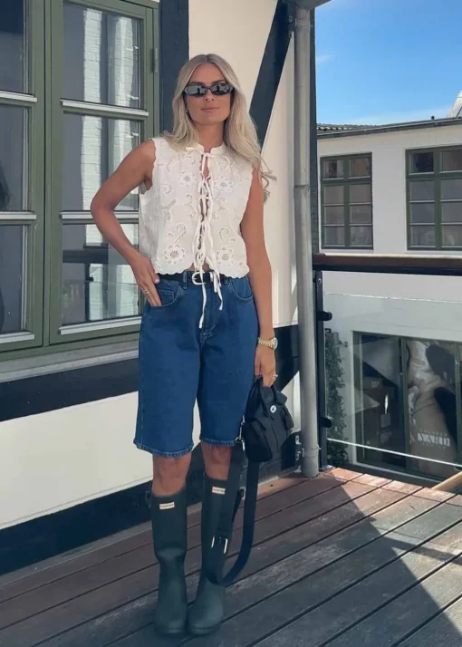 Dame Modström Shorts>Nadjamd solid shorts